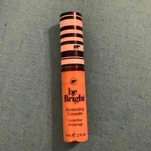 Kokie Professional ~ be Bright illuminating concealer in golden beige!